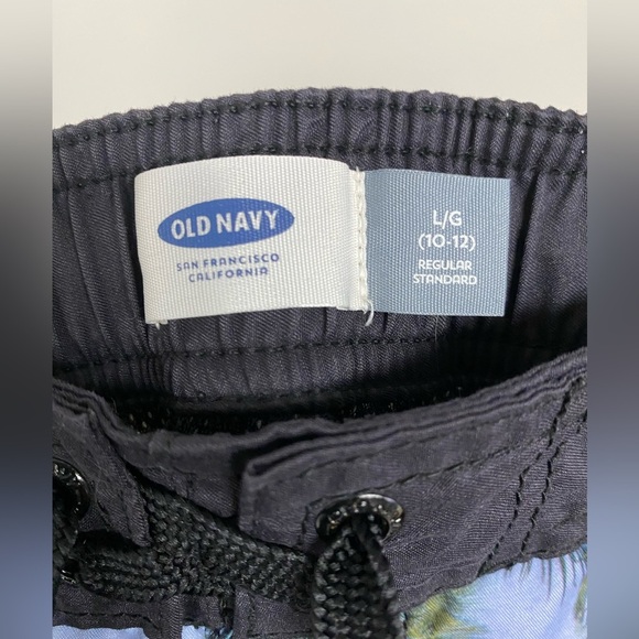 Boys Old Navy swim trunks Size Lg - Picture 3 of 3